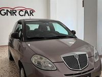 Usata Lancia Ypsilon 90 CV (66 kW) 2010 Grigio Utilitaria