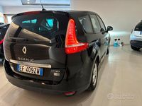 Usata Renault Grand Scénic III 110 CV (80 kW) 2010 Nero Monovolume