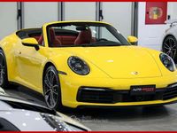 Usata Porsche 911 450 CV (330 kW) 2021 Giallo Cabrio