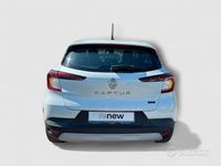 Usata Renault Captur Equilibre 145 CV (106 kW) 2024 Bianco SUV