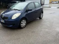 Usata Toyota Yaris Sol 69 CV (50 kW) 2007 Blu Utilitaria