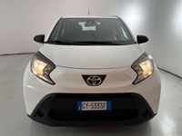 Usata Toyota Aygo X Active 72 CV (52 kW) 2025 Bianco SUV