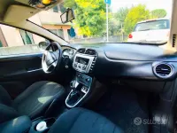 Usata Lancia Delta 120 CV (88 kW) 2012 Grigio Utilitaria