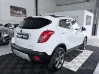 Usata Opel Mokka Cosmo 131 CV (96 kW) 2015 Bianco SUV