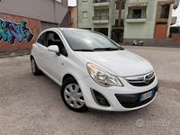 Usata Opel Corsa 95 CV (69 kW) 2012 Bianco Utilitaria