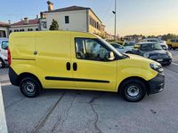 Usado Fiat Doblò 95 HP (69 kW) 2019 Amarelo Monovolume