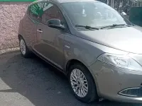 Usata Lancia Ypsilon 95 CV (69 kW) 2014 Grigio Utilitaria
