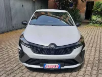 Usata Renault Clio V Esprit Alpine 91 CV (66 kW) 2024 Argento Berlina