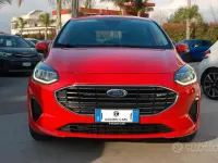 Usata Ford Fiesta Titanium 75 CV (55 kW) 2022 Rosso Utilitaria