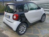 Usata Smart ForTwo Coupé 71 CV (52 kW) 2017 Bianco Utilitaria
