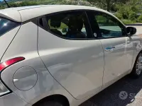 Usata Lancia Ypsilon 69 CV (50 kW) 2015 Utilitaria