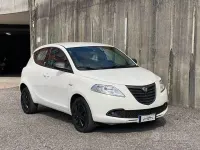 Usata Lancia Ypsilon 84 CV (61 kW) 2014 Bianco Utilitaria