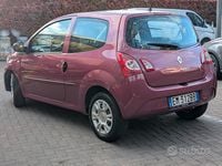 Usata Renault Twingo 74 CV (54 kW) 2012 Rosso Utilitaria