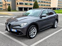 Usata Alfa Romeo Stelvio 210 CV (154 kW) 2017 Grigio SUV