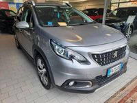 Usata Peugeot 2008 Allure 102 CV (75 kW) 2019 Grigio SUV