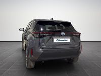 Usata Toyota Yaris Cross Lounge 116 CV (85 kW) 2022 Grigio SUV