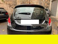 Usata Lancia Ypsilon 69 CV (50 kW) 2019 Nero Utilitaria