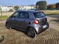 Begagnad Smart ForFour Electric Drive 41 kW (56 HK) 2022 Grå Sedan