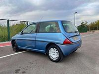 Usata Lancia Ypsilon 60 CV (44 kW) 1999 Blu/azzurro Utilitaria