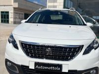 Usata Peugeot 2008 Active 101 CV (74 kW) 2019 Bianco SUV