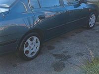 Usata Hyundai Elantra 112 CV (82 kW) 2001 Verde Berlina