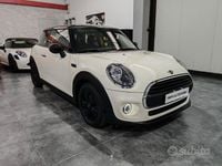 Usata Mini ONE 75 CV (55 kW) 2021 Beige Utilitaria