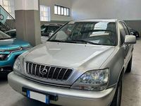 Usata Lexus RX300 Executive Line 201 CV (147 kW) 2001 Argento SUV