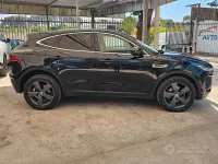 Usata Jaguar E-Pace R-Dynamic 150 CV (110 kW) 2019 Nero SUV