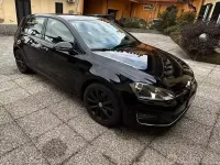 Usata VW Golf VII Highline 105 CV (77 kW) 2015 Berlina