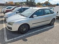 Usata Ford Focus Ghia 101 CV (74 kW) 2006 Grigio Berlina