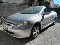 Usata Peugeot 307 CC 109 CV (80 kW) 2004 Argento Cabrio