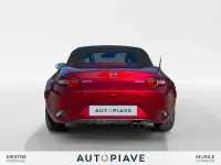 Usata Mazda MX5 Exclusive-Line 184 CV (135 kW) 2023 Rosso Cabrio