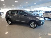 Usata Ford Kuga S 150 CV (110 kW) 2019 Grigio SUV