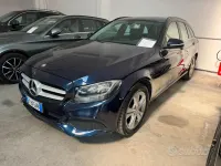 Usata Mercedes C200 Premium 136 CV (100 kW) 2015 Bluazzurro Station wagon