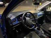 Usata VW T-Roc Style 116 CV (85 kW) 2019 Blu SUV
