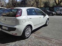 Usata Fiat Punto Evo Dynamic 77 CV (56 kW) 2011 Bianco Utilitaria
