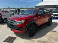 Usata Isuzu D-Max 165 CV (121 kW) 2026 Arancione Pick-up