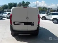 Usata Fiat Doblò 120 CV (88 kW) 2016 Bianco Monovolume