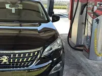 Usata Peugeot 3008 Crossway 131 CV (96 kW) 2019 Nero SUV