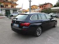 Usata BMW 520 184 CV (135 kW) 2013 Blu Berlina