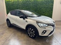 Usata Renault Captur Techno 100 CV (73 kW) 2023 Bianco SUV