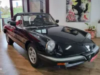 Usata Alfa Romeo Spider 101 CV (74 kW) 1986 Nero Cabrio