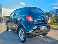 Usata Smart ForFour Passion 71 CV (52 kW) 2016 Nero Utilitaria