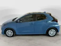 Usata Toyota Yaris Hybrid Trend 116 CV (85 kW) 2021 Blu Utilitaria