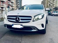 Usata Mercedes GLA200 136 CV (100 kW) 2015 Bianco SUV
