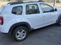 Usata Dacia Duster Lauréate 110 CV (80 kW) 2012 Bianco SUV