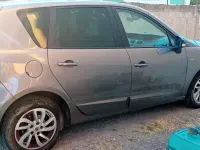 Usata Renault Scénic III 110 CV (80 kW) 2015 Monovolume