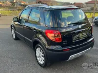 Usata Fiat Sedici Emotion 135 CV (99 kW) 2013 Nero SUV