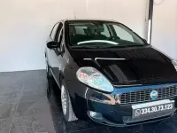 Usata Fiat Grande Punto 77 CV (56 kW) 2009 Nero Utilitaria