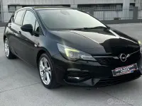 Usata Opel Astra Ultimate 122 CV (89 kW) 2020 Nero Berlina